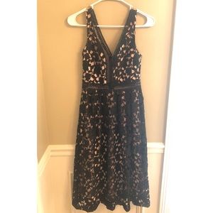 Milly  V-Neck Lace Midi Dress [ Gianni Bini]